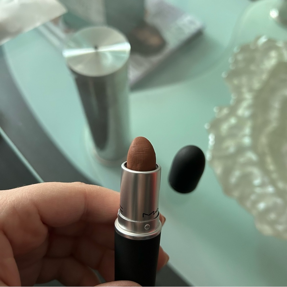 MAC Lipstick - Picture 3 of 7